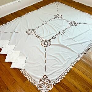 Vintage White 82 x 64 Cutwork Lace Tablecloth with 8 Matching Napkins